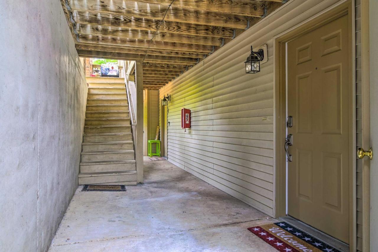 Apartmán Pet-Friendly Branson Retreat With Pool And Golf Access Exteriér fotografie