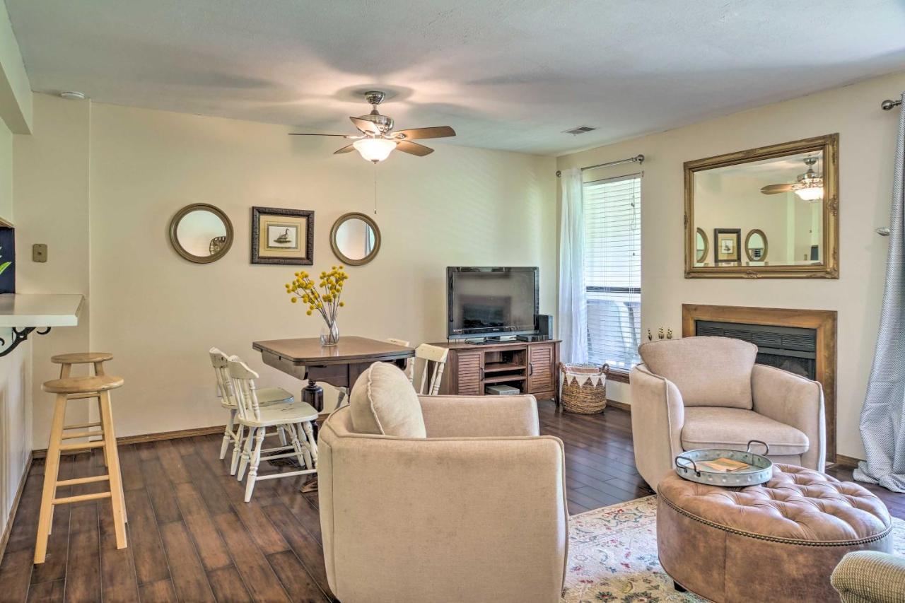Apartmán Pet-Friendly Branson Retreat With Pool And Golf Access Exteriér fotografie